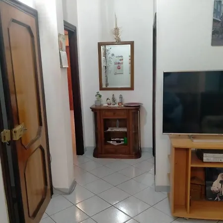 Appartamento Santa Giusta * سانتا جوستا