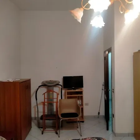 شقة Appartamento Santa Giusta *