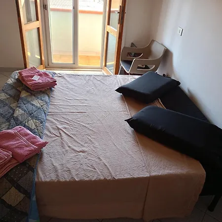 Appartamento Santa Giusta شقة سانتا جوستا