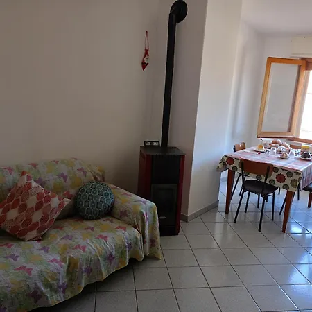 شقة Appartamento Santa Giusta *