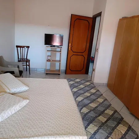 דירה Appartamento Santa Giusta *